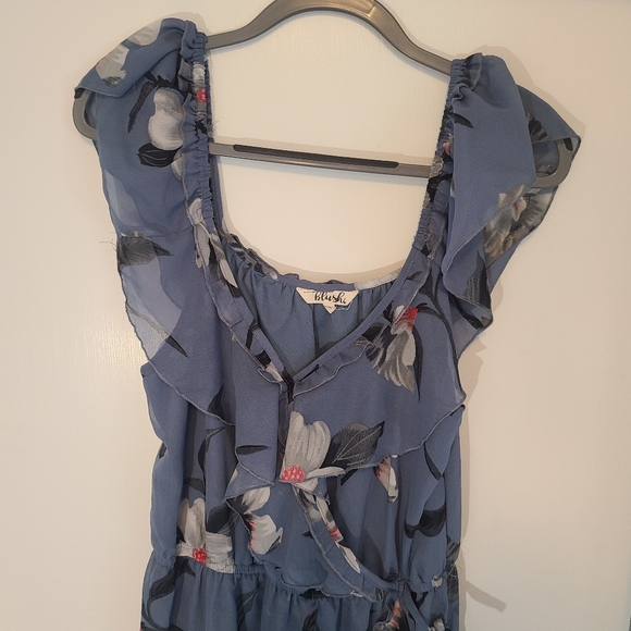 Hint of Blush Long Maxi Flutter Dress Size Large Magnolia Floral Blue High Low - Picture 8 of 16